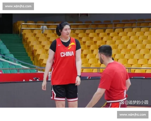 双塔闪耀!张子宇两战封神,宫鲁鸣的内线抉择成焦点 双塔闪耀!张子宇两战封神,宫鲁鸣的内线抉择成焦点