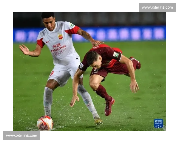 河南队赛前踩场砺兵 酒祖杜康助力冲击海港